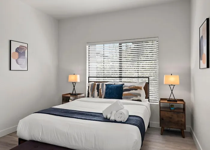 Apartment Cozysuites 2br With 2 Pools & Jacuzzi! *