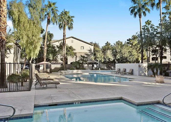 Cozysuites 2br With 2 Pools & Jacuzzi! Apartment Chandler