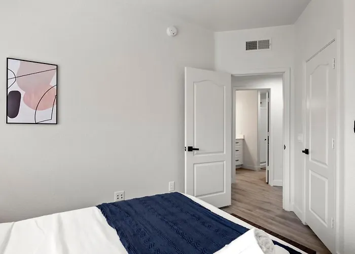 Cozysuites 2br With 2 Pools & Jacuzzi!