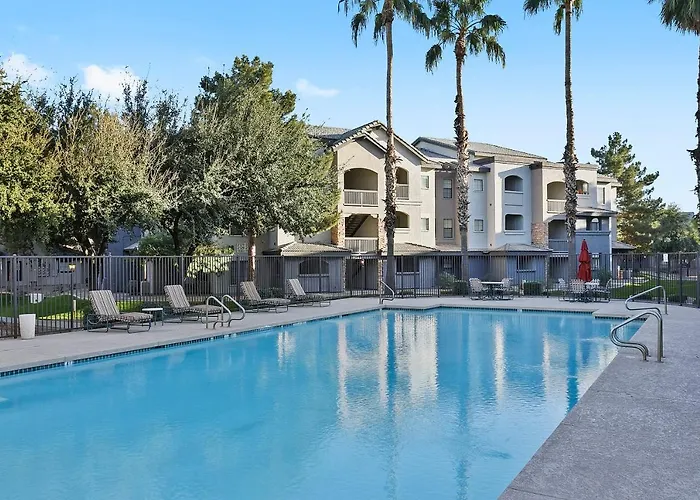 Cozysuites 2br With 2 Pools & Jacuzzi!